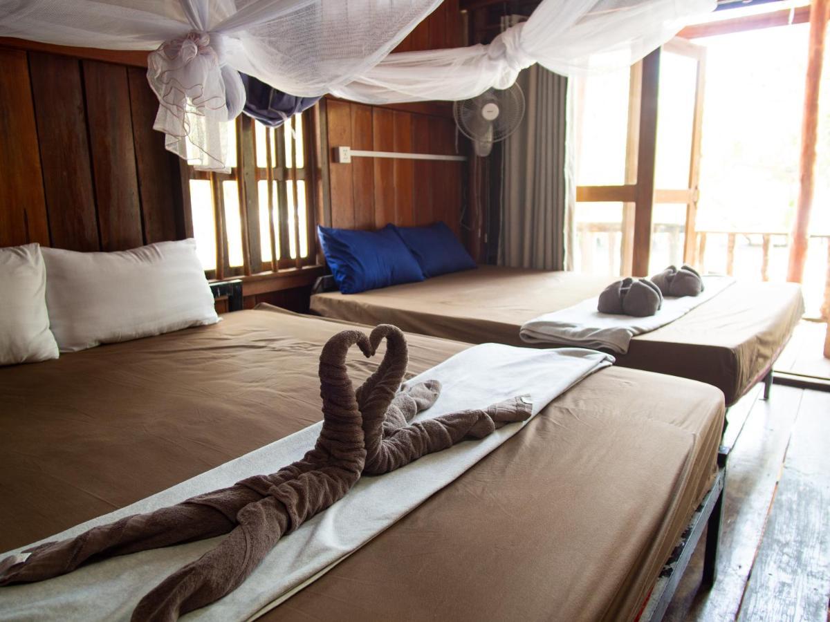 Funky Beach Hostel Sihanoukville Kültér fotó