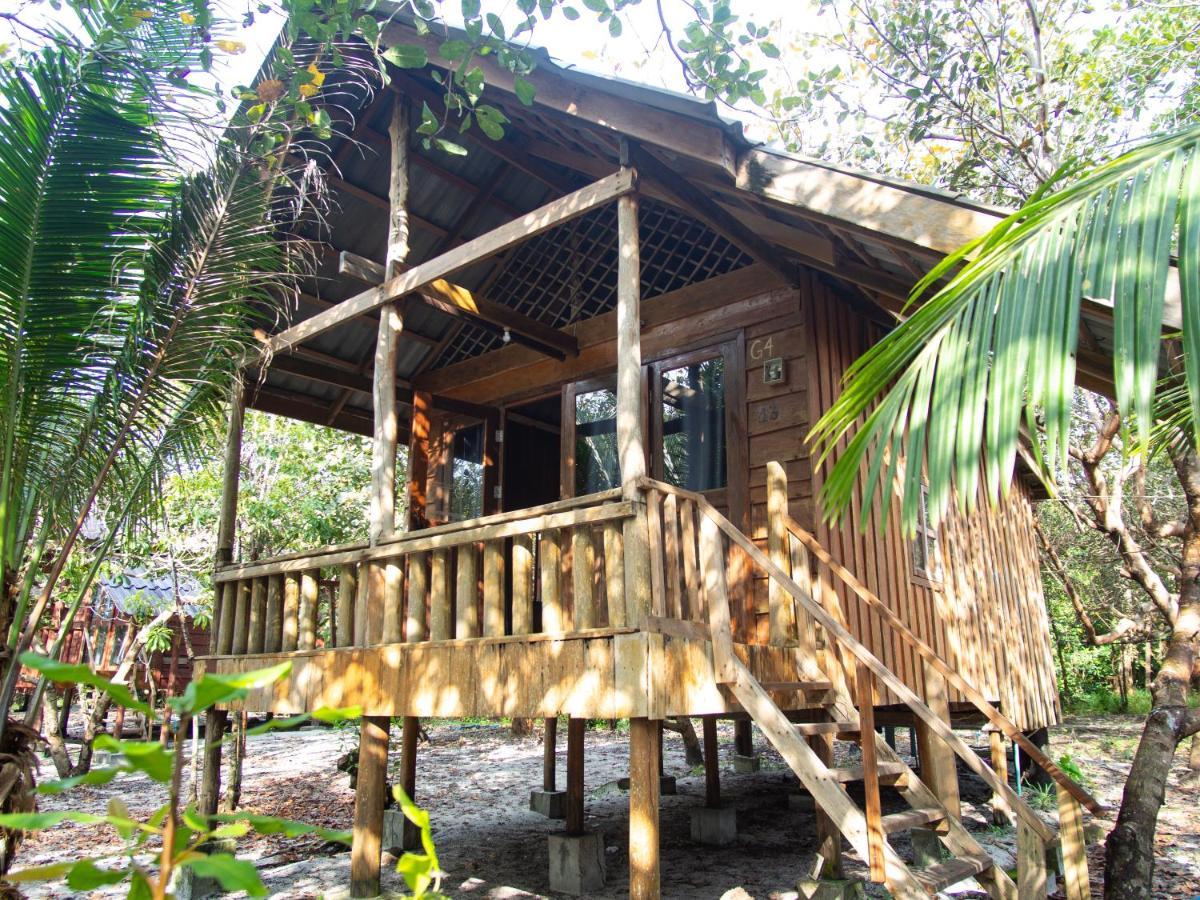 Funky Beach Hostel Sihanoukville Kültér fotó