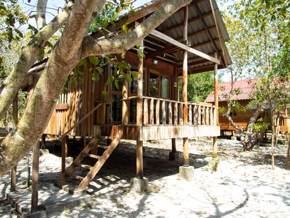 Funky Beach Hostel Sihanoukville Kültér fotó