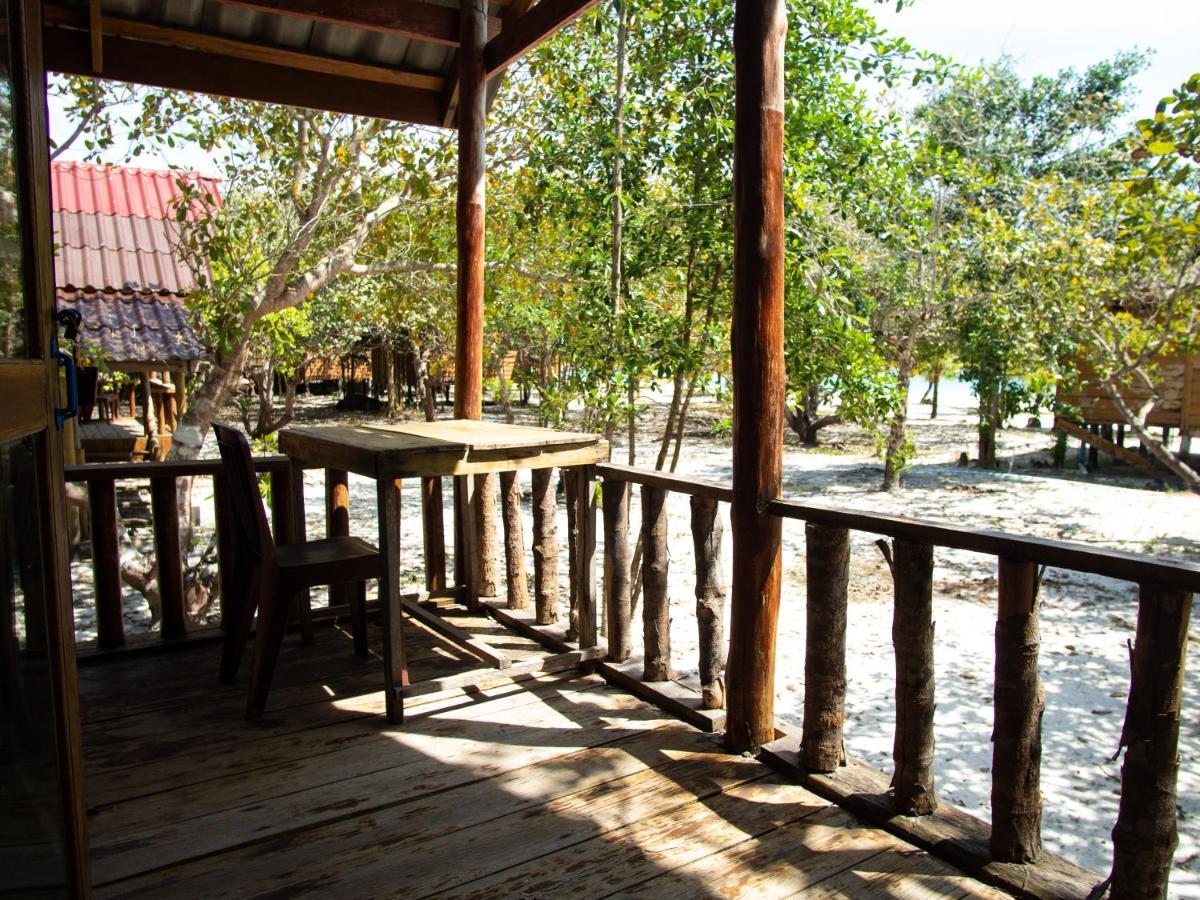Funky Beach Hostel Sihanoukville Kültér fotó