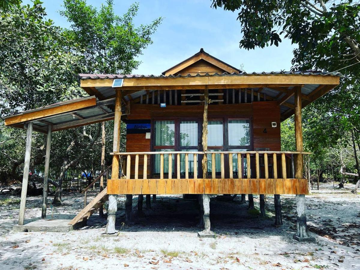 Funky Beach Hostel Sihanoukville Kültér fotó